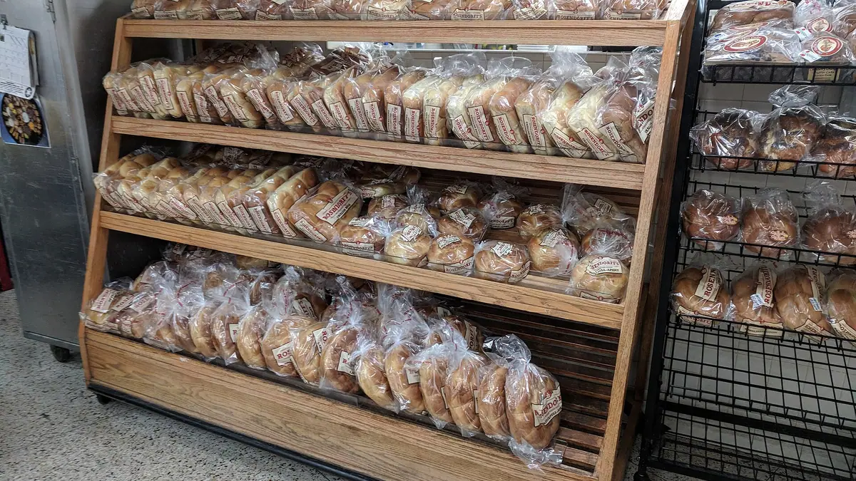 Steele’s Family Bakery – bakery in Church Stretton town centre